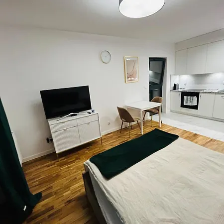 Ii Apartament-free Parking 10 Min Rynek I Pkp *