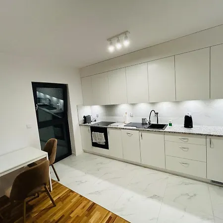 Ii Apartament-free Parking 10 Min Rynek I Pkp